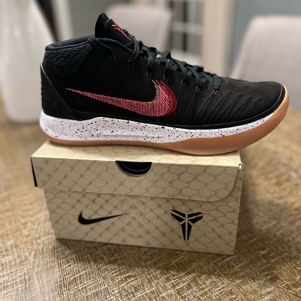 Kobe Bryant A.D. Mid EP speckled Gum